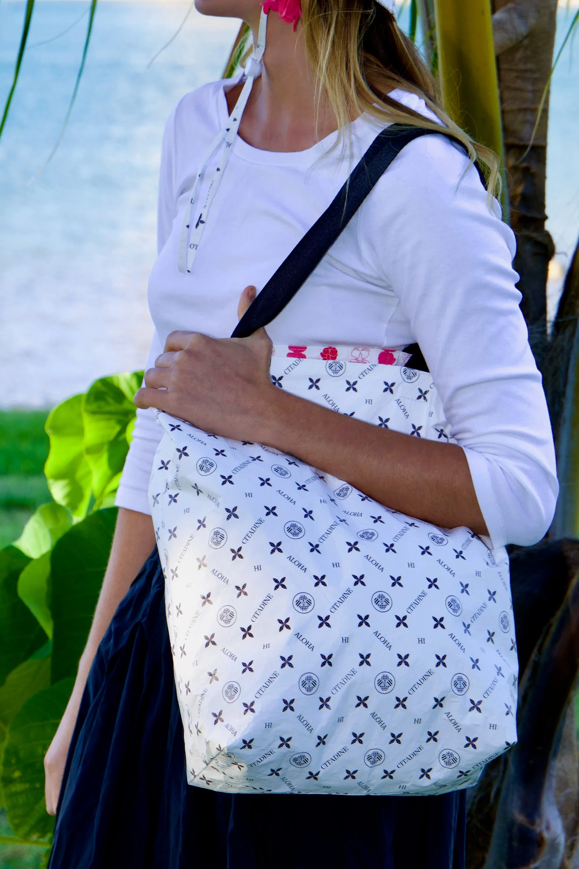 Hawaii Tote Pua Kenikeni Pink & Citadine Monogram (Reversible)