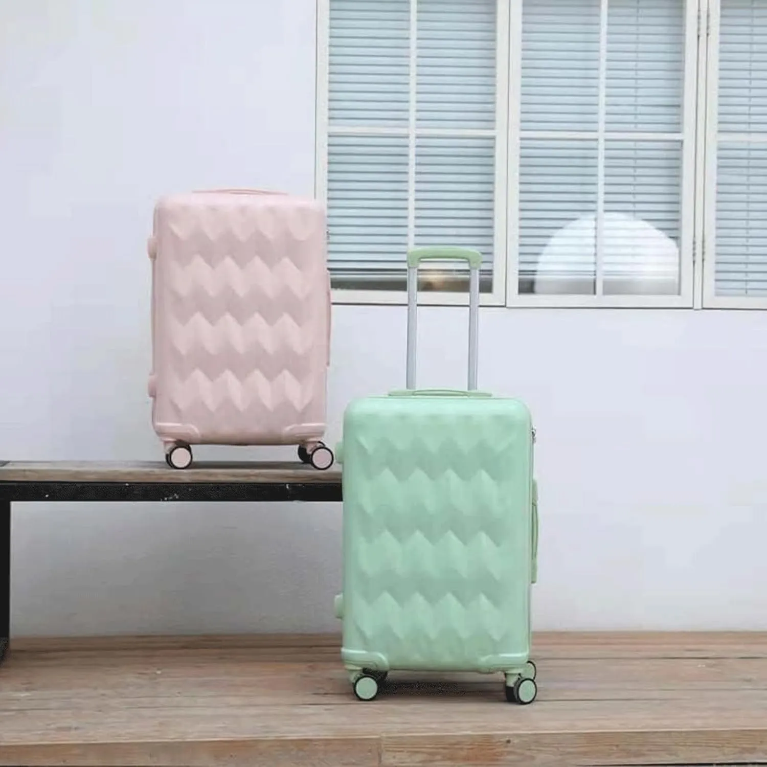 Portable Suitcase Suitcases With Wheels Large Capacity Lining Luggage Durable Hard Edge Carry On Luggage Portable Combination Lock Suitcases Smooth to use (Pink 20 in)
