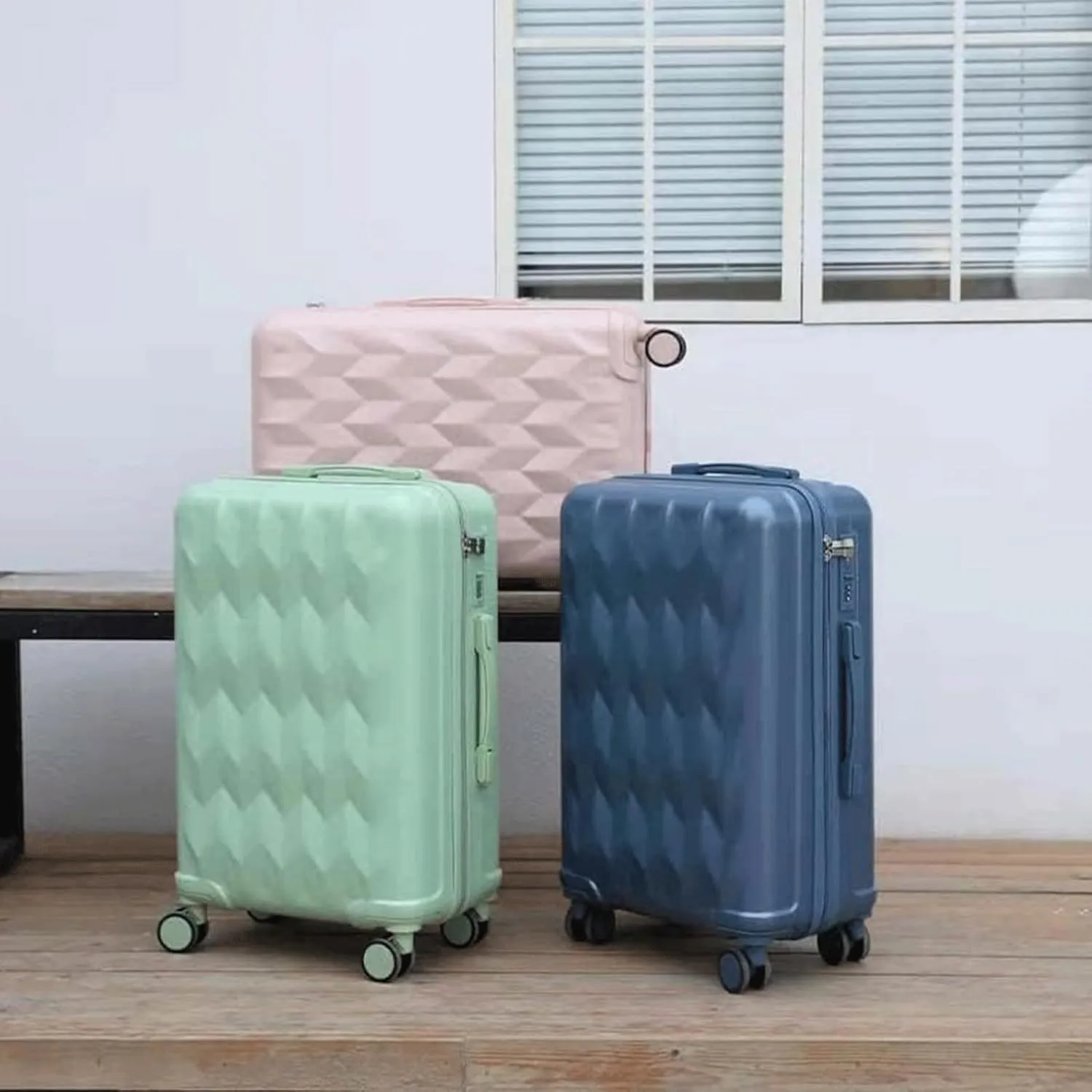 Portable Suitcase Suitcases With Wheels Large Capacity Lining Luggage Durable Hard Edge Carry On Luggage Portable Combination Lock Suitcases Smooth to use (Pink 20 in)