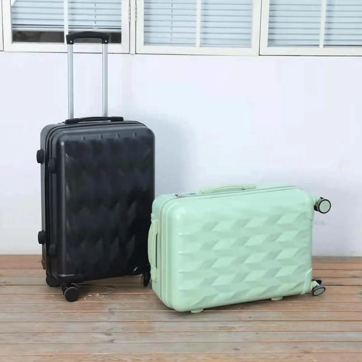 Portable Suitcase Suitcases With Wheels Large Capacity Lining Luggage Durable Hard Edge Carry On Luggage Portable Combination Lock Suitcases Smooth to use (Pink 20 in)