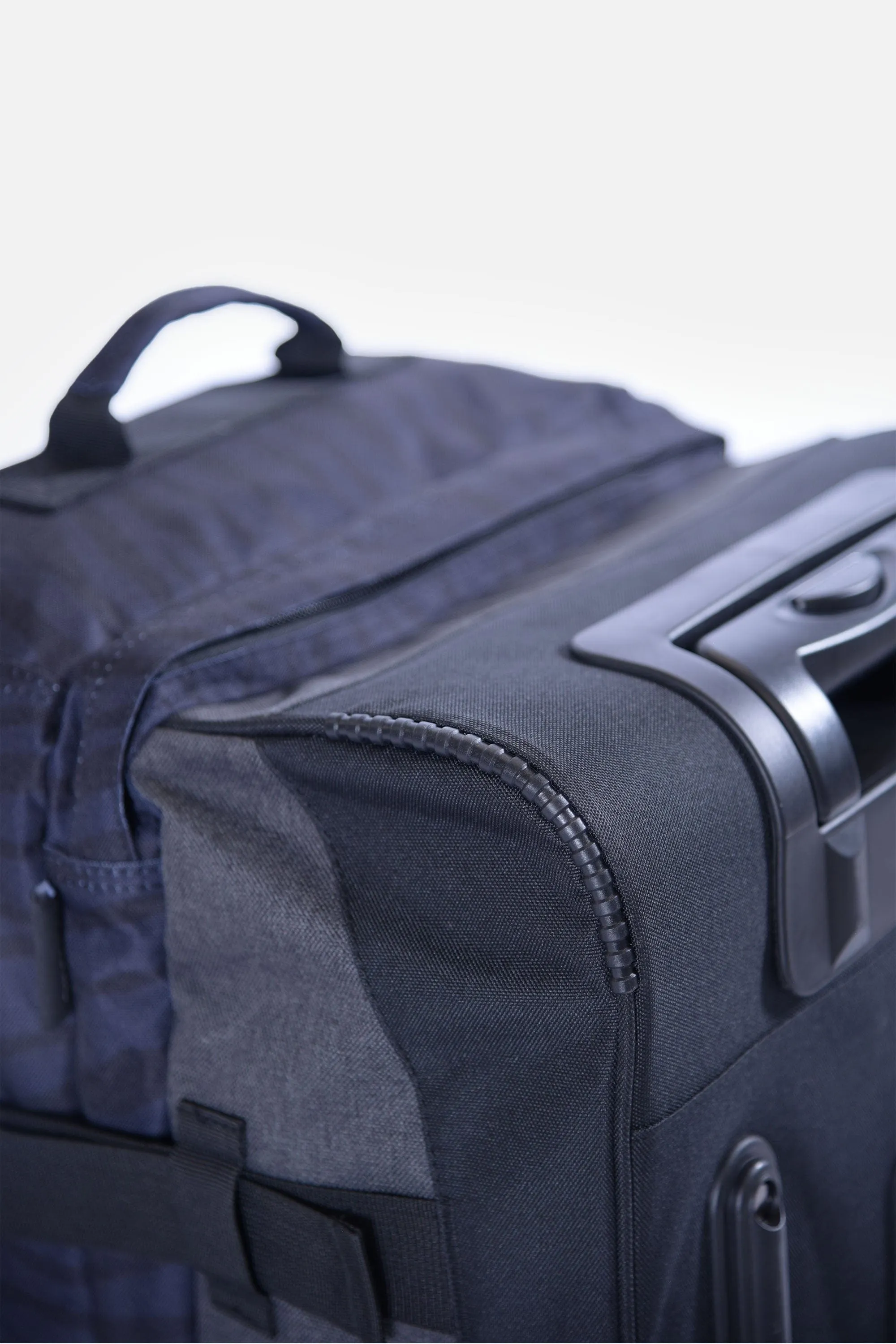 Surfanic Maxim 2.0 70L Roller Bag - Tiger Night